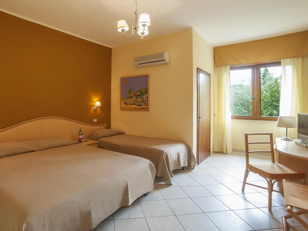 Hotel Orion Villammare Exterior photo