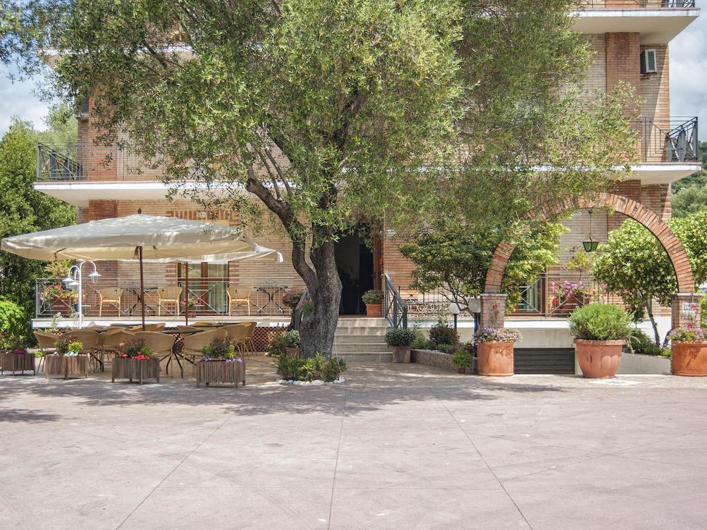 Hotel Orion Villammare Exterior photo